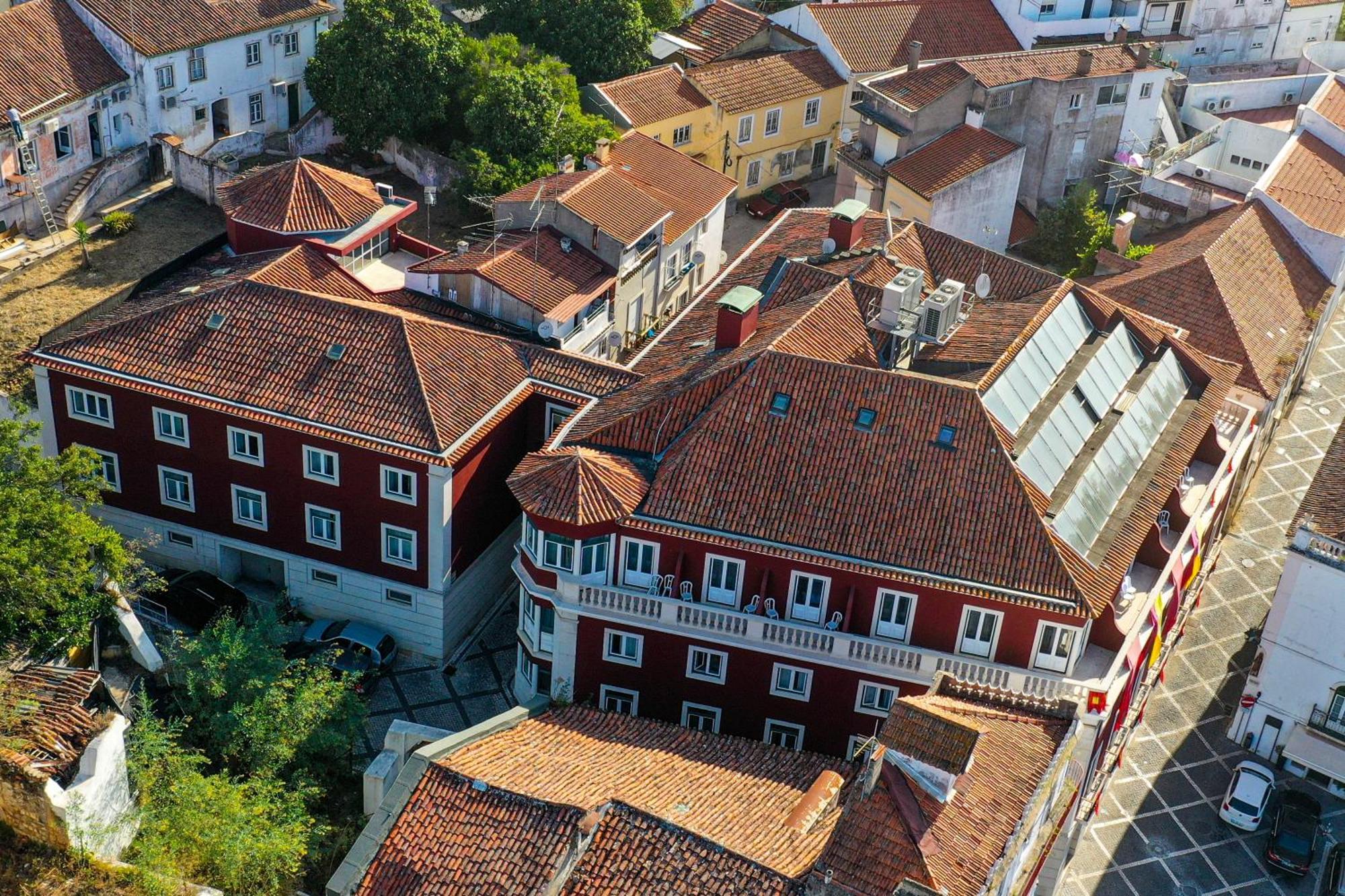 Hotel Dos Cavaleiros Torres Novas Eksteriør bilde